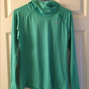 Women’s Nike Pullover